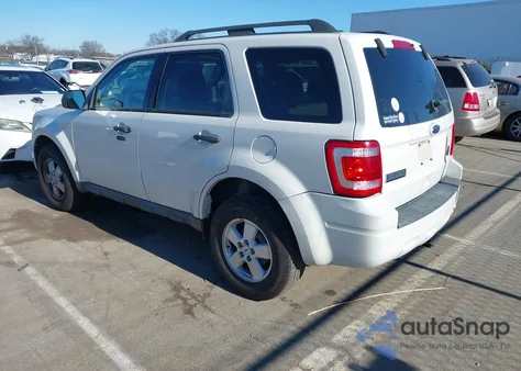 2010 Ford Escape Xlt from USA, damaged, VIN 1FMCU0D77AKD38652